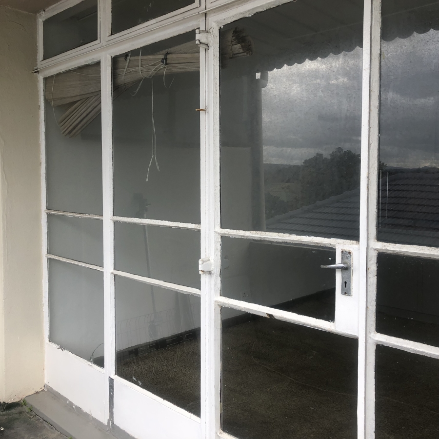 1 Bedroom Property for Sale in Lochnerhof Western Cape